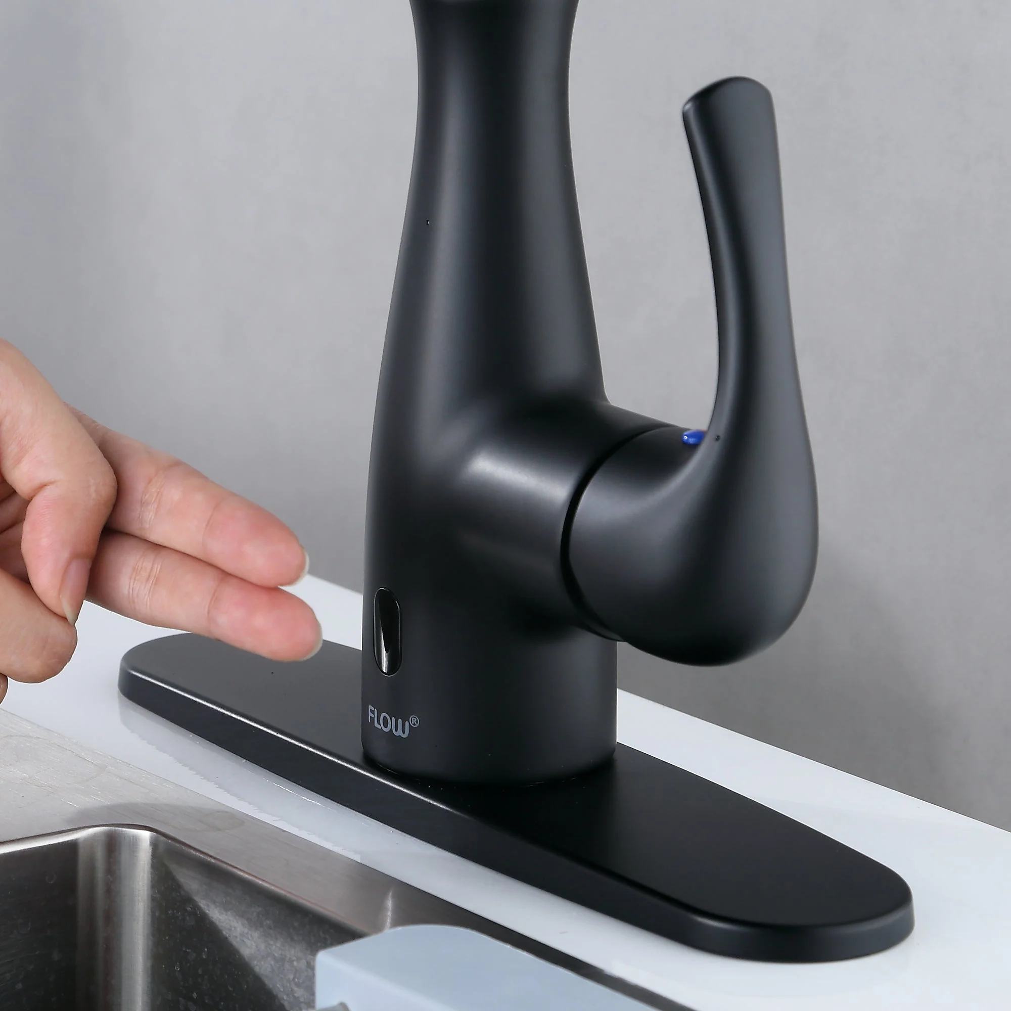 Flow 770 Motion Activated Kitchen Faucet - Image 15