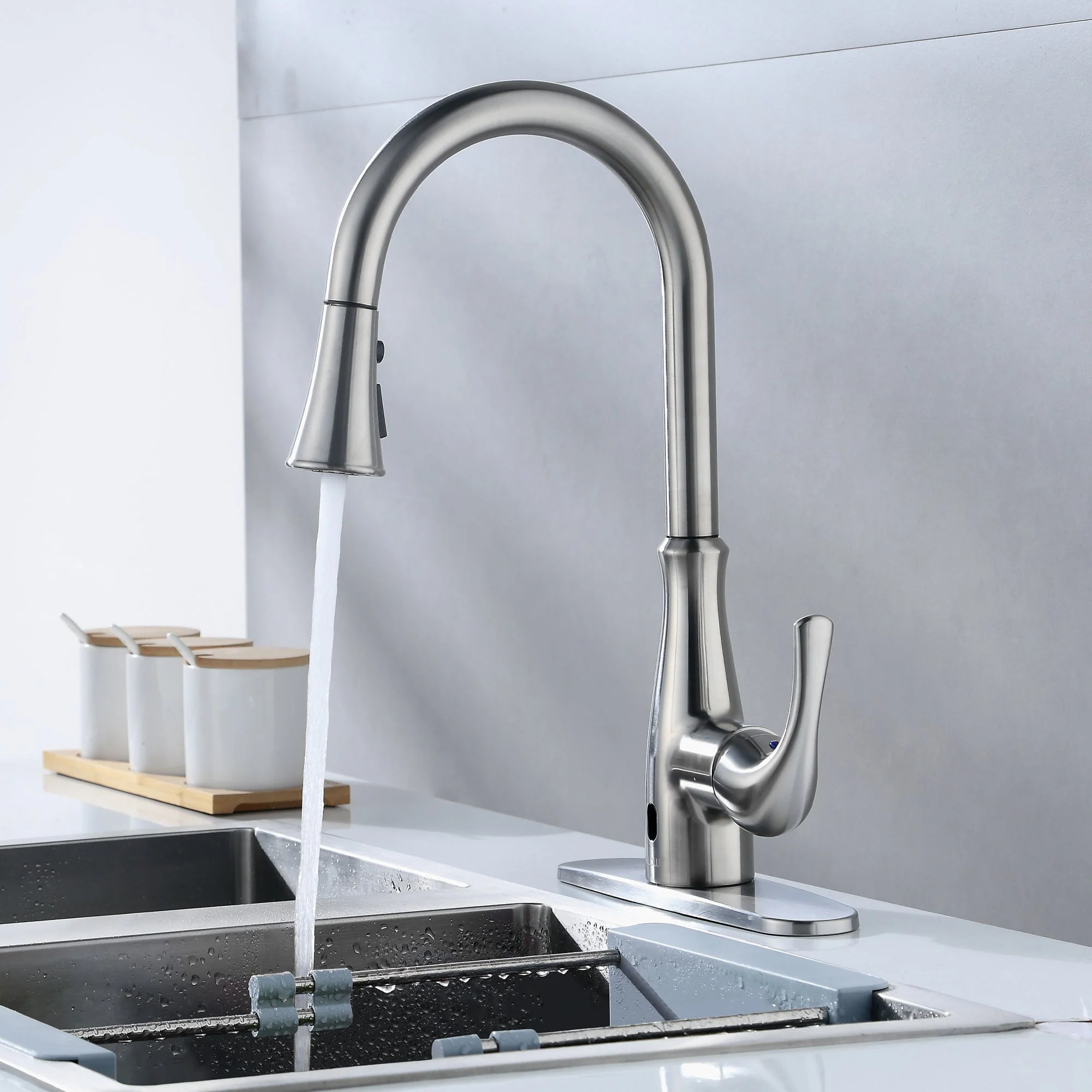 Flow 770 Motion Activated Kitchen Faucet - Image 5